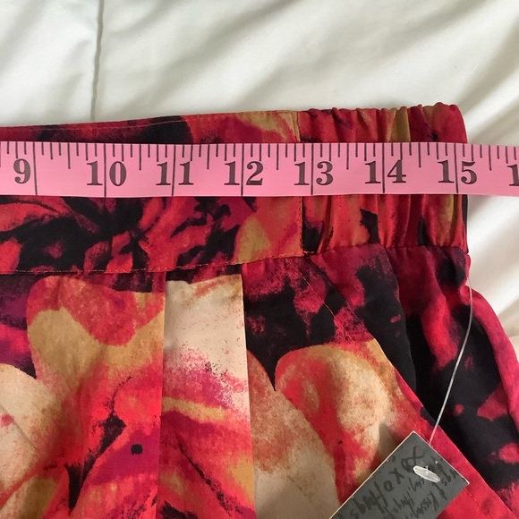 NWT XOXO Multicolor Floral Print Pants Size Medium Ruched Ankles - Picture 7 of 9